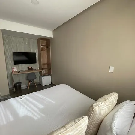 Bahia Azul Manga Hotel