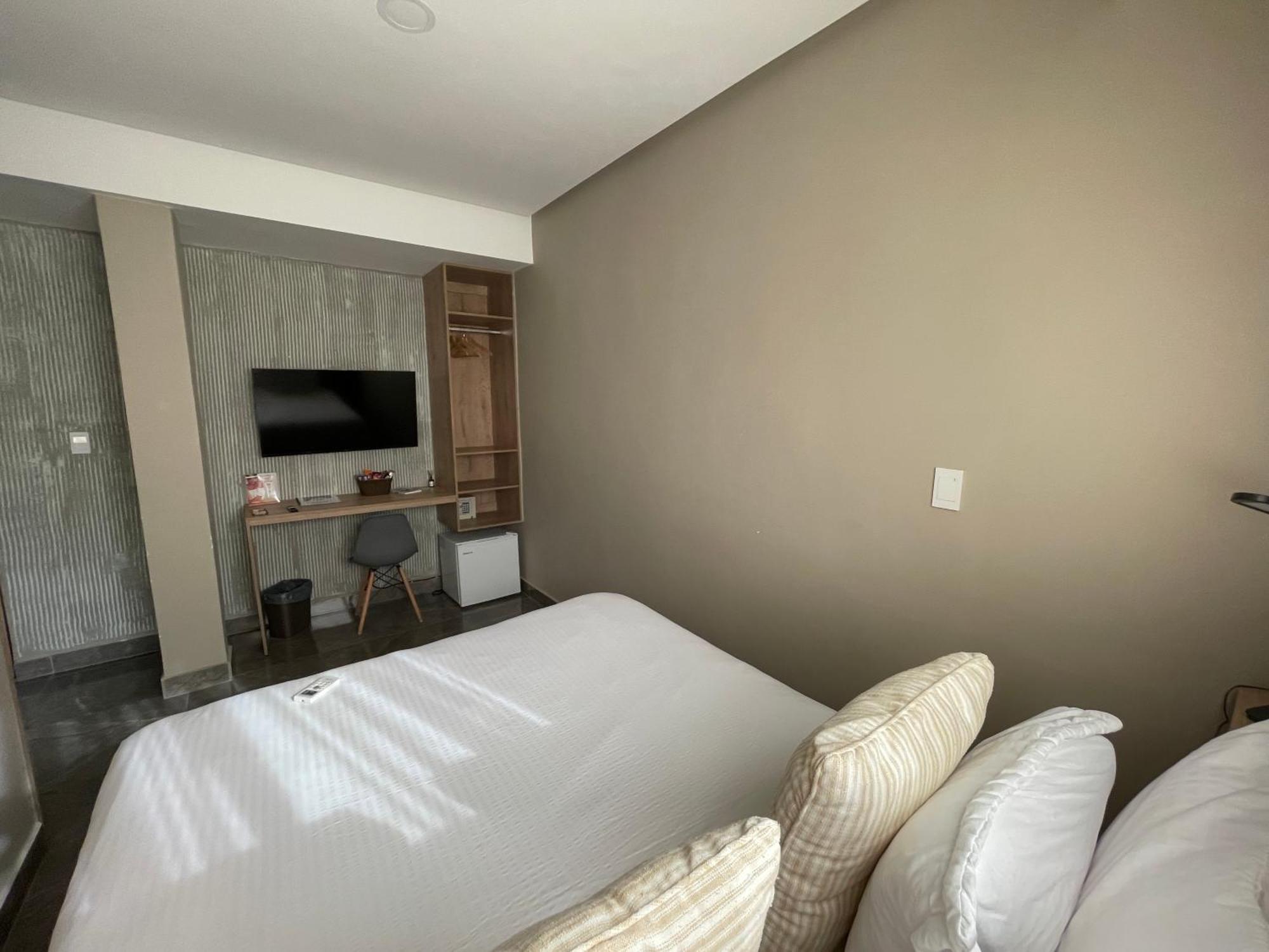 Bahia Azul Manga Hotel